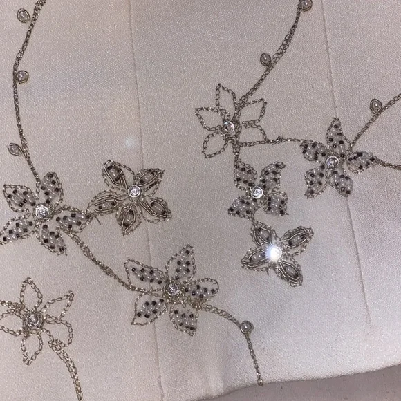 Anjolique Beaded Off-White Wedding Outfit Top - Picture 7 of 9